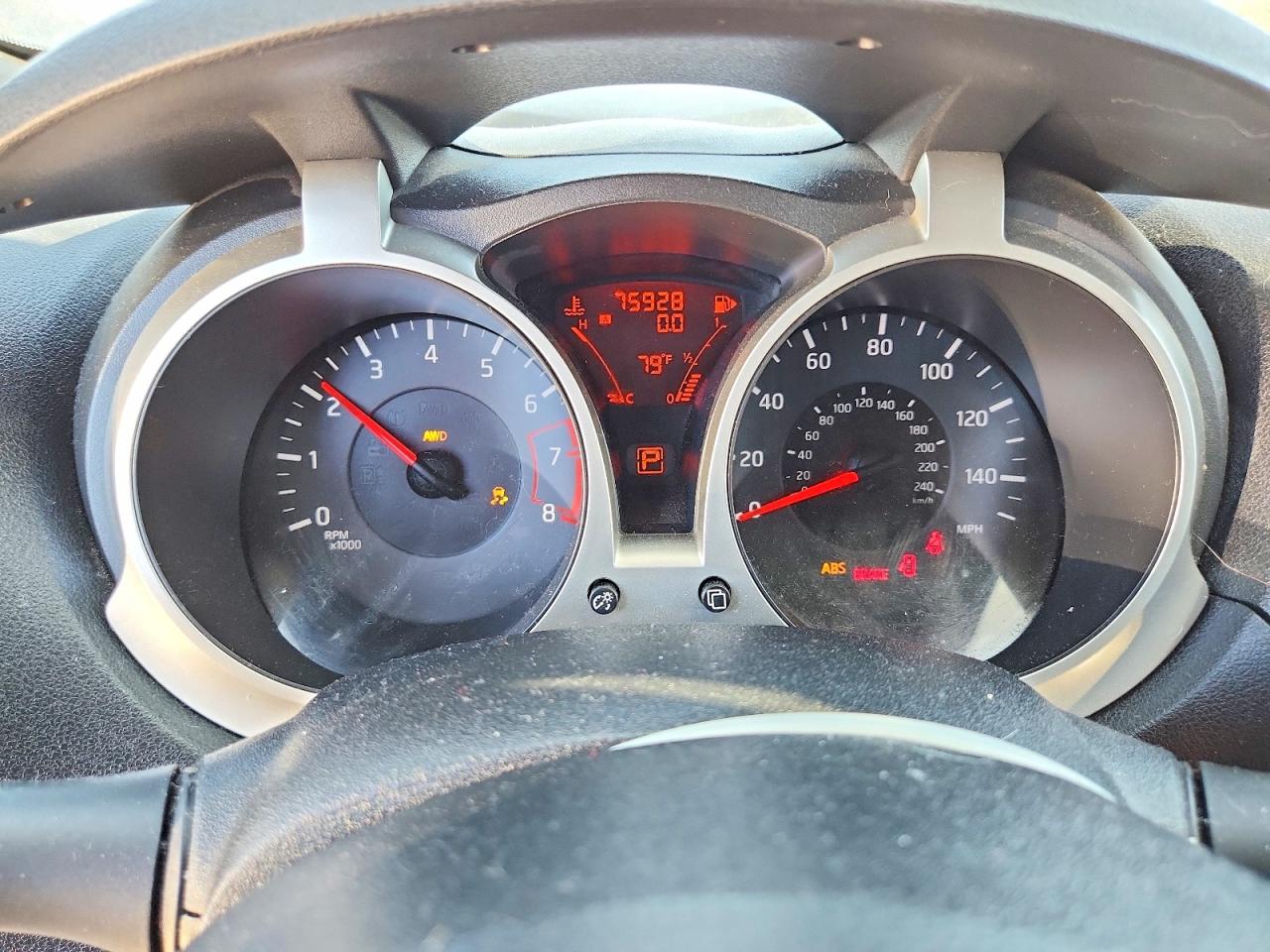 NISSAN JUKE 2012 — 10
