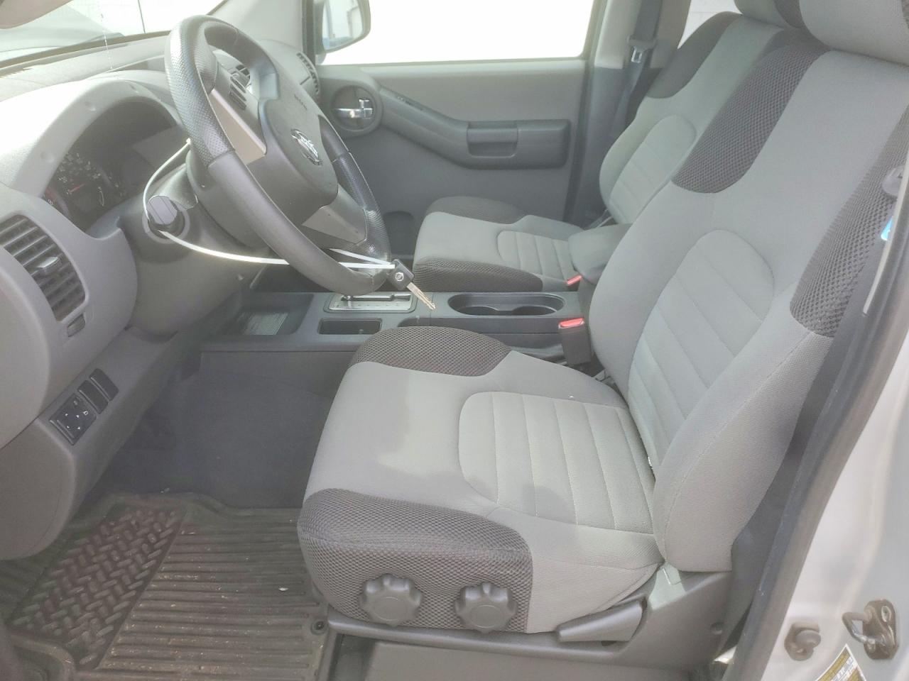 NISS XTERRA 2007 — 8