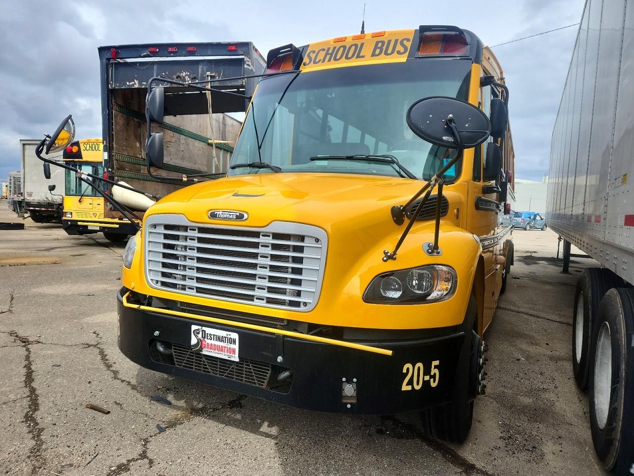 FREIGHTLINER CHASSIS 2021 — 3