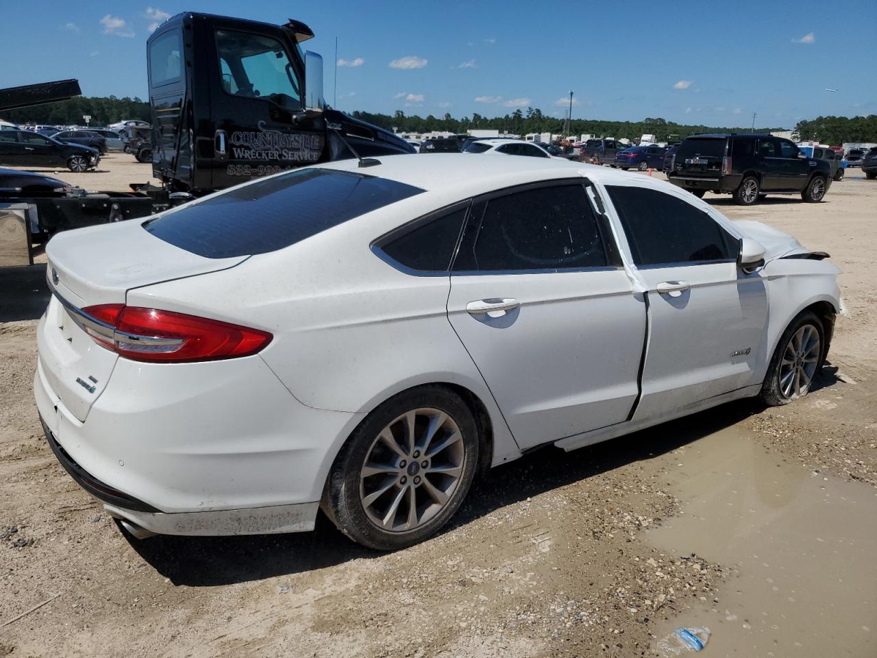 FORD FUSION 2017 — 4