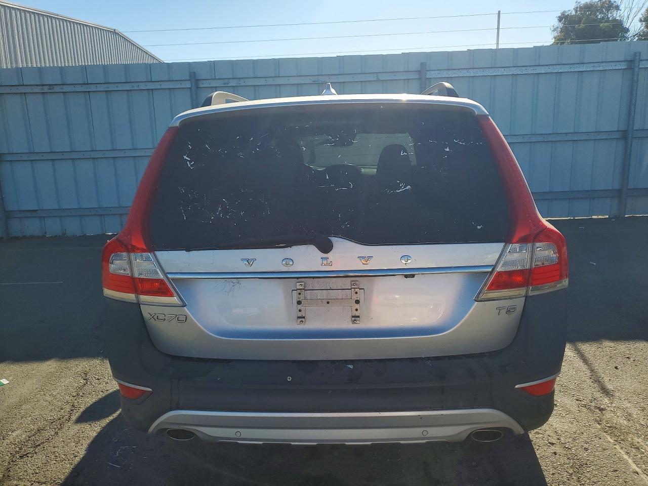 VOLVO XC70 2016 — 6