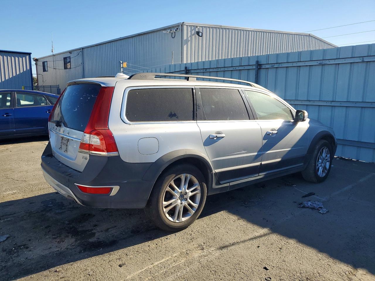 VOLVO XC70 2016 — 3