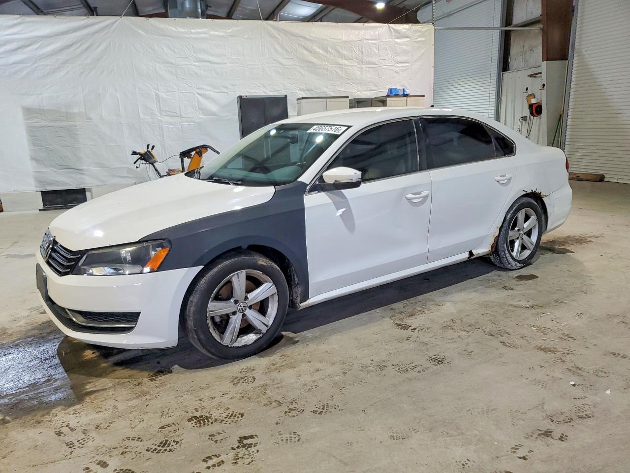 2014 VOLKSWAGEN PASSAT SE