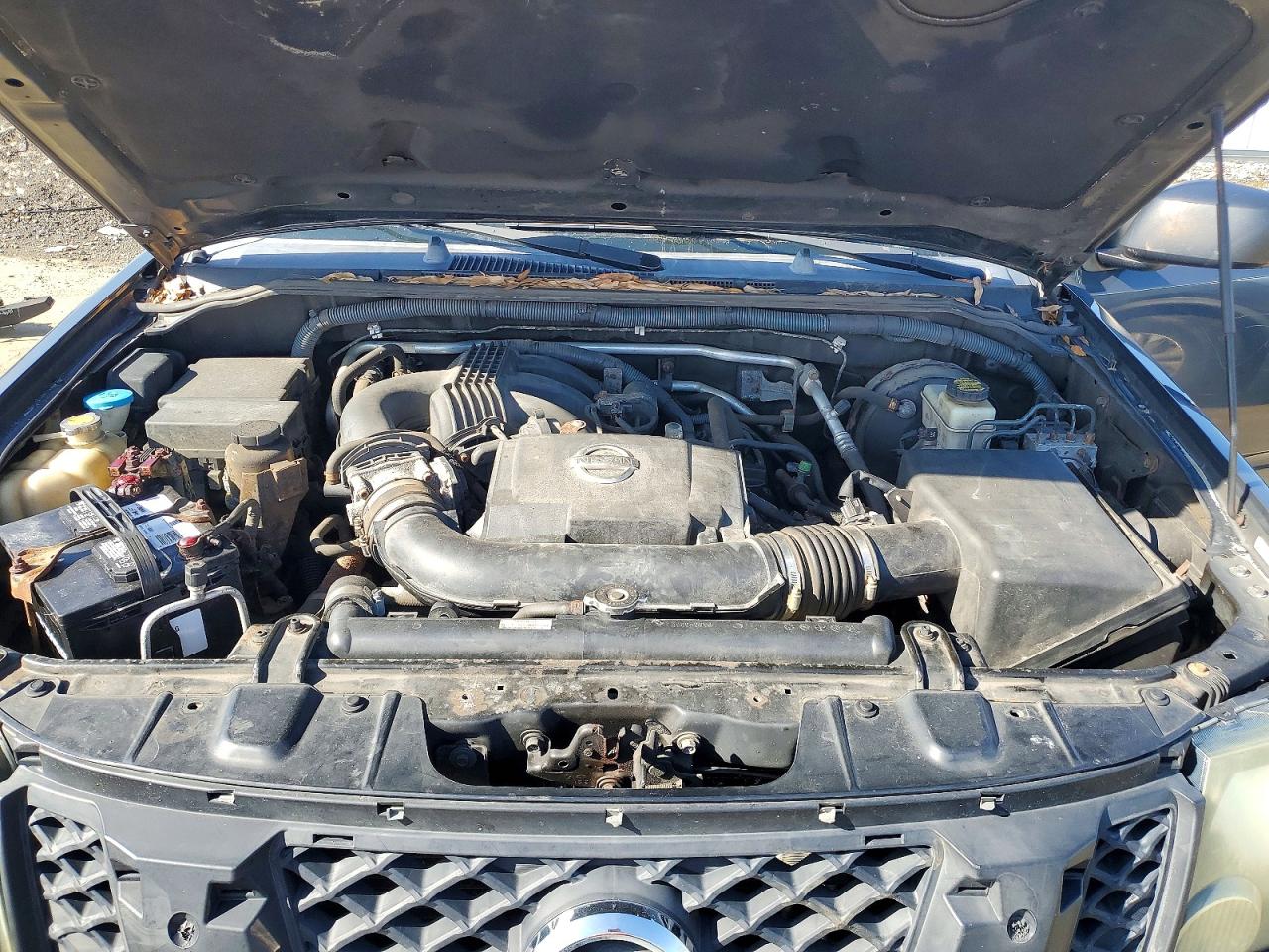 NISSAN XTERRA 2010 — 13