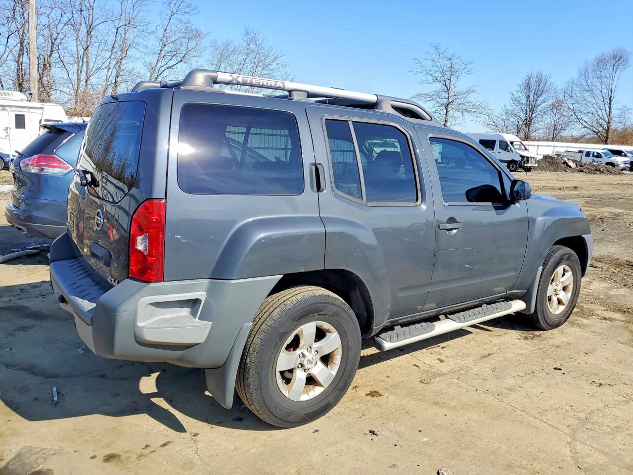 NISSAN XTERRA 2010 — 4