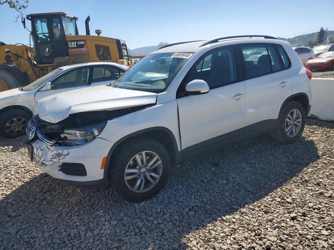 2016 VOLKSWAGEN TIGUAN S