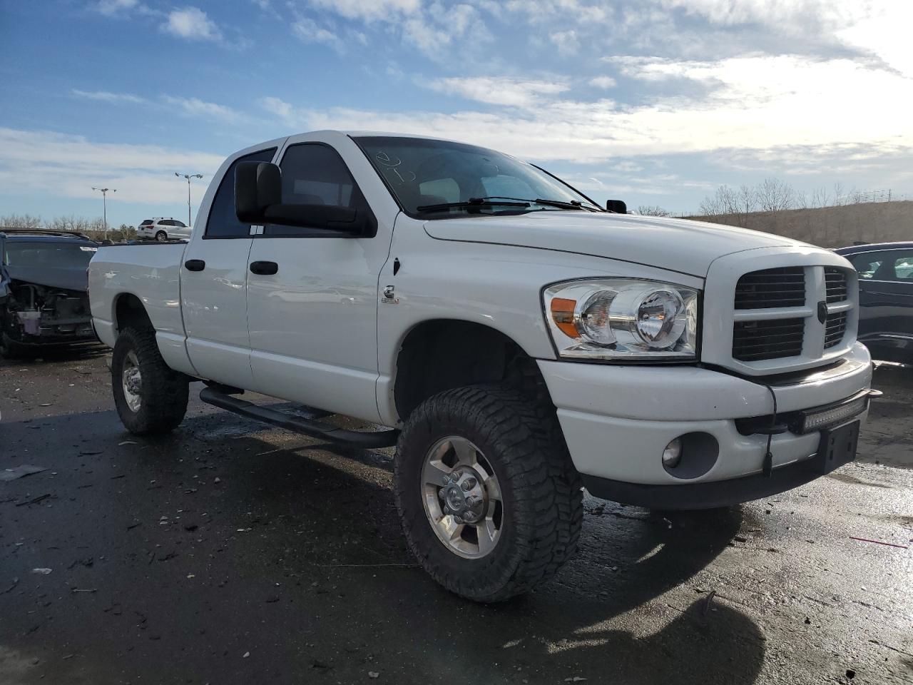 DODGE RAM 2500 2004 — 5