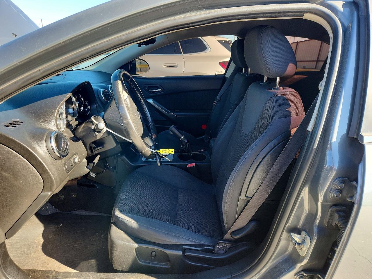 PONTIAC G6 2008 — 8
