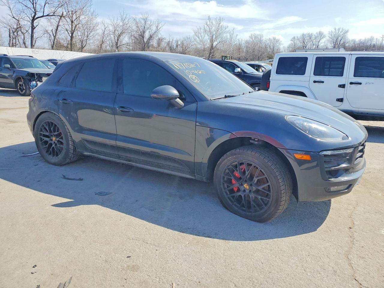 2018 PORSCHE MACAN GTS
