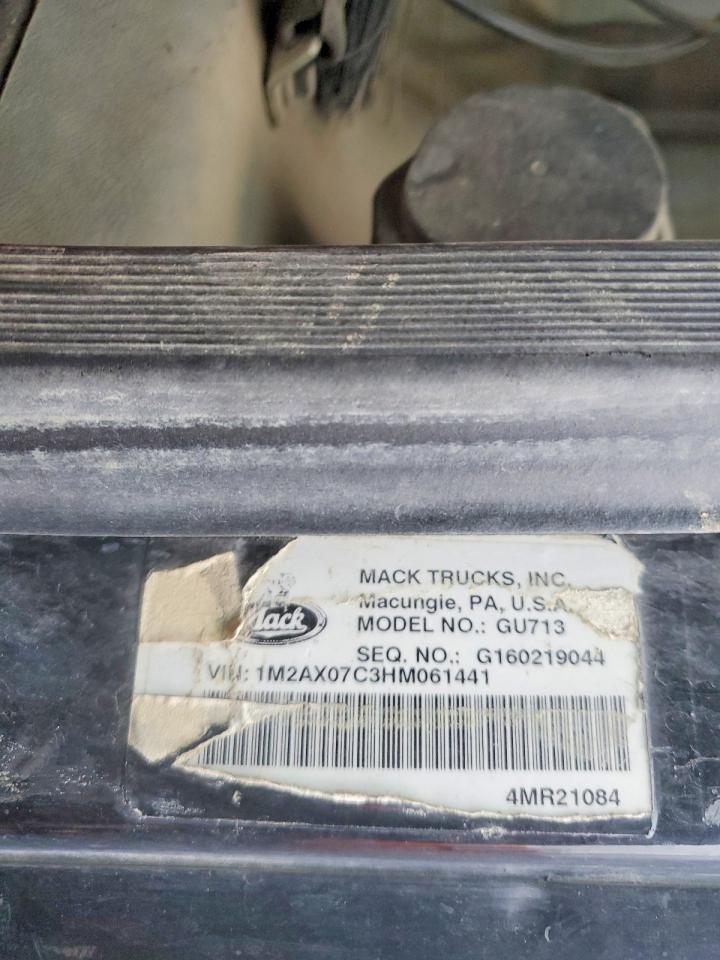 MACK GU713 2017 — 11