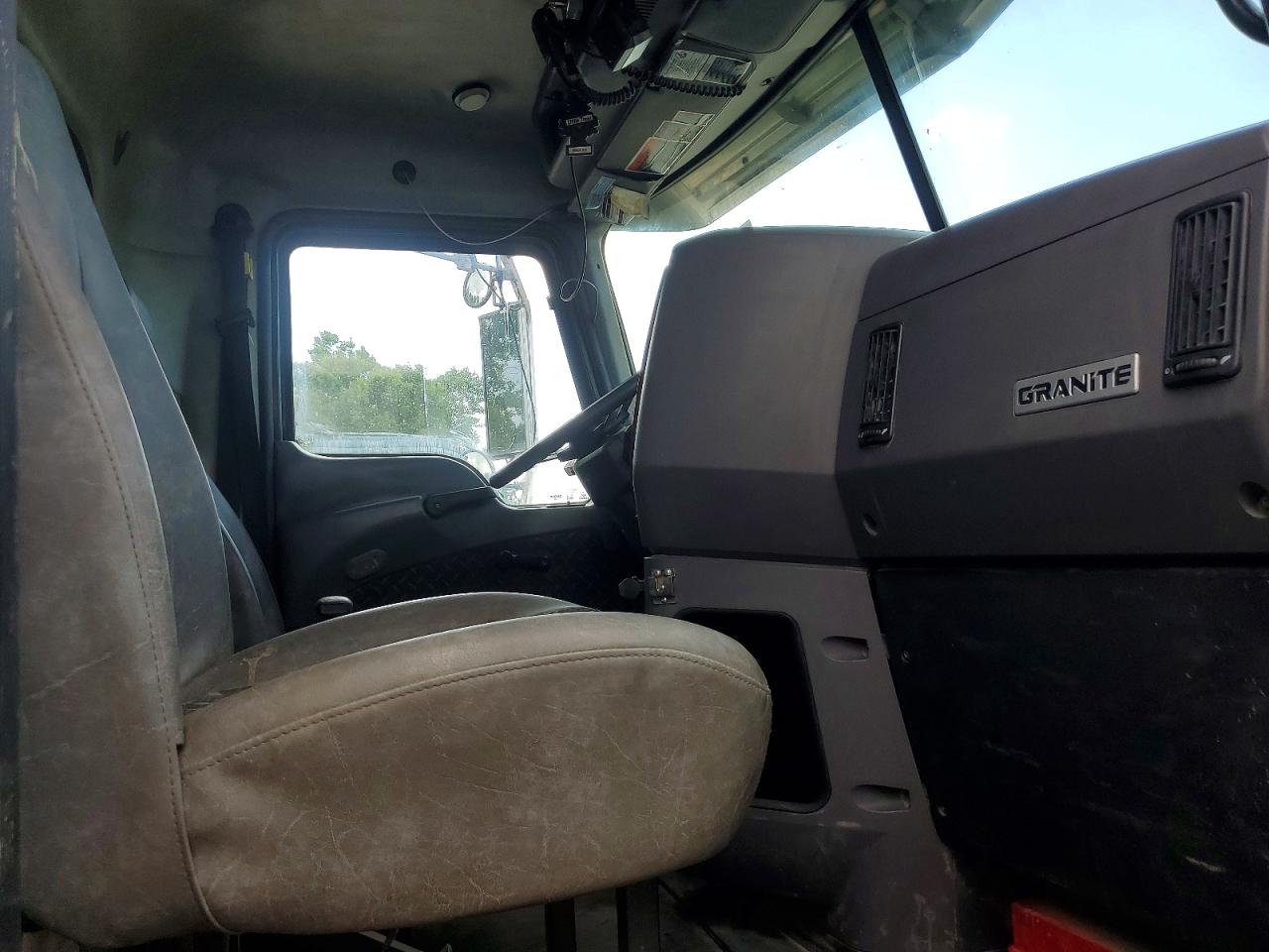 MACK GU713 2017 — 6
