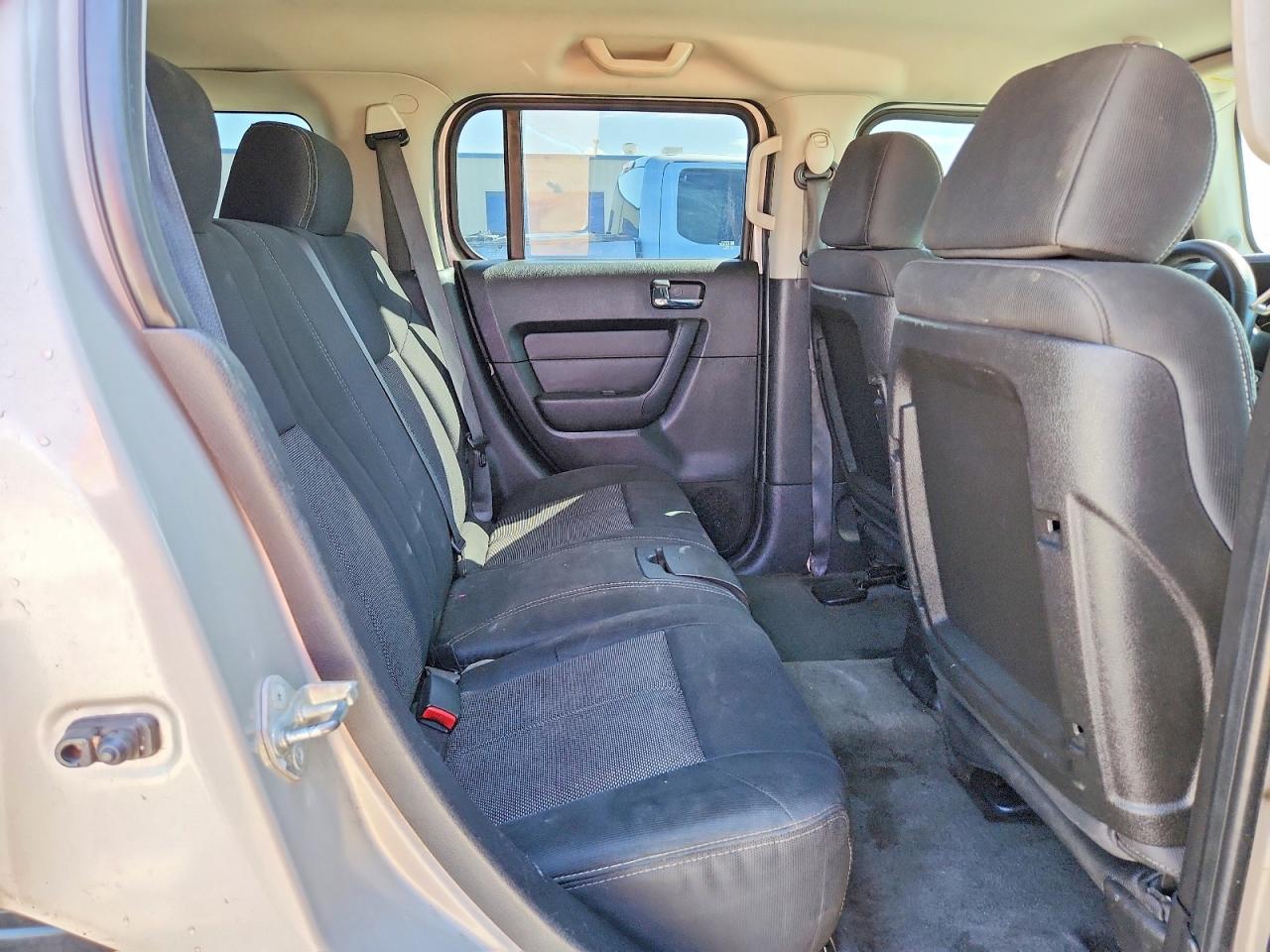 HUMMER H3 2007 — 12