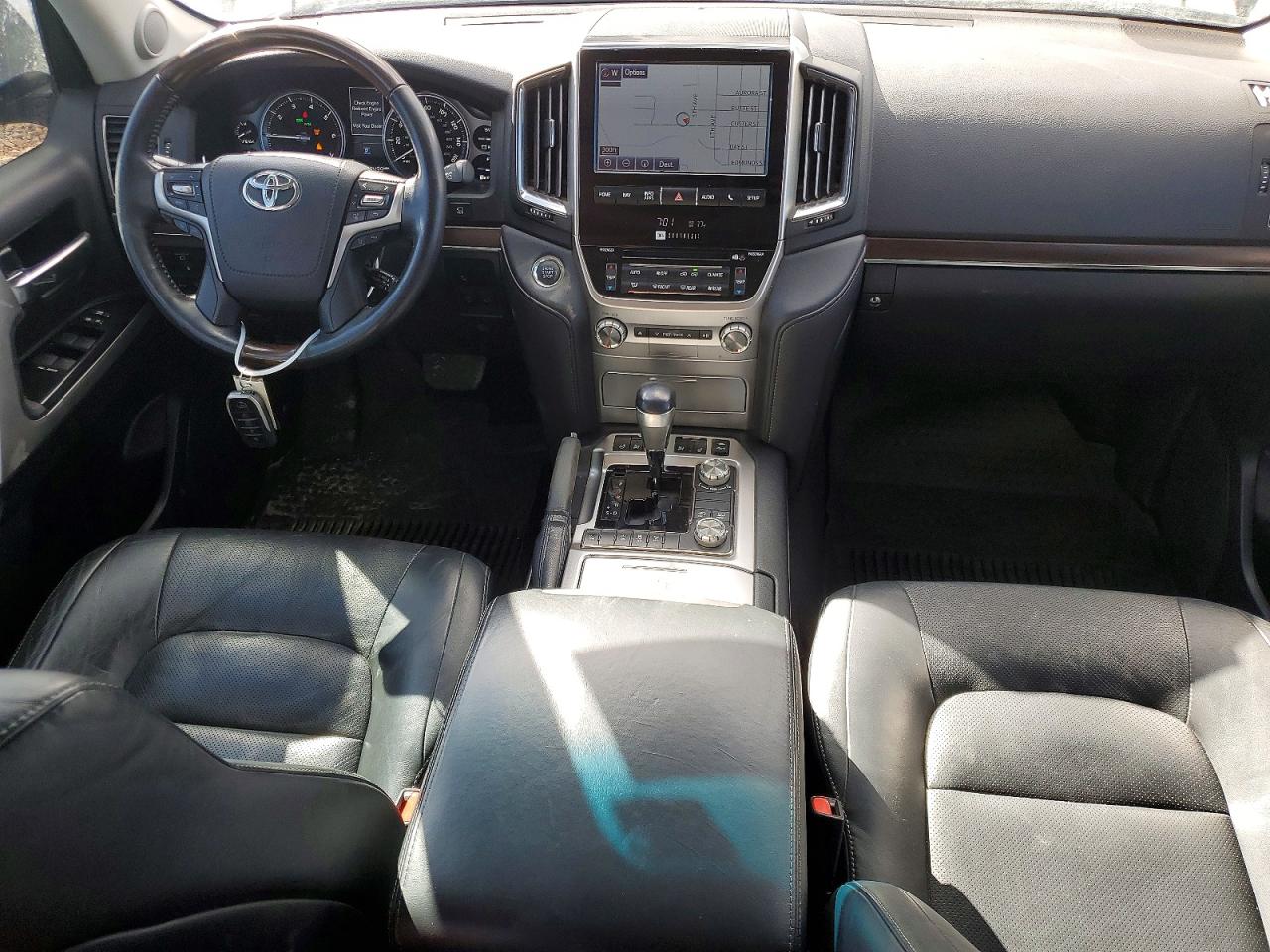 TOYOTA LAND CRUISER 2019 — 9