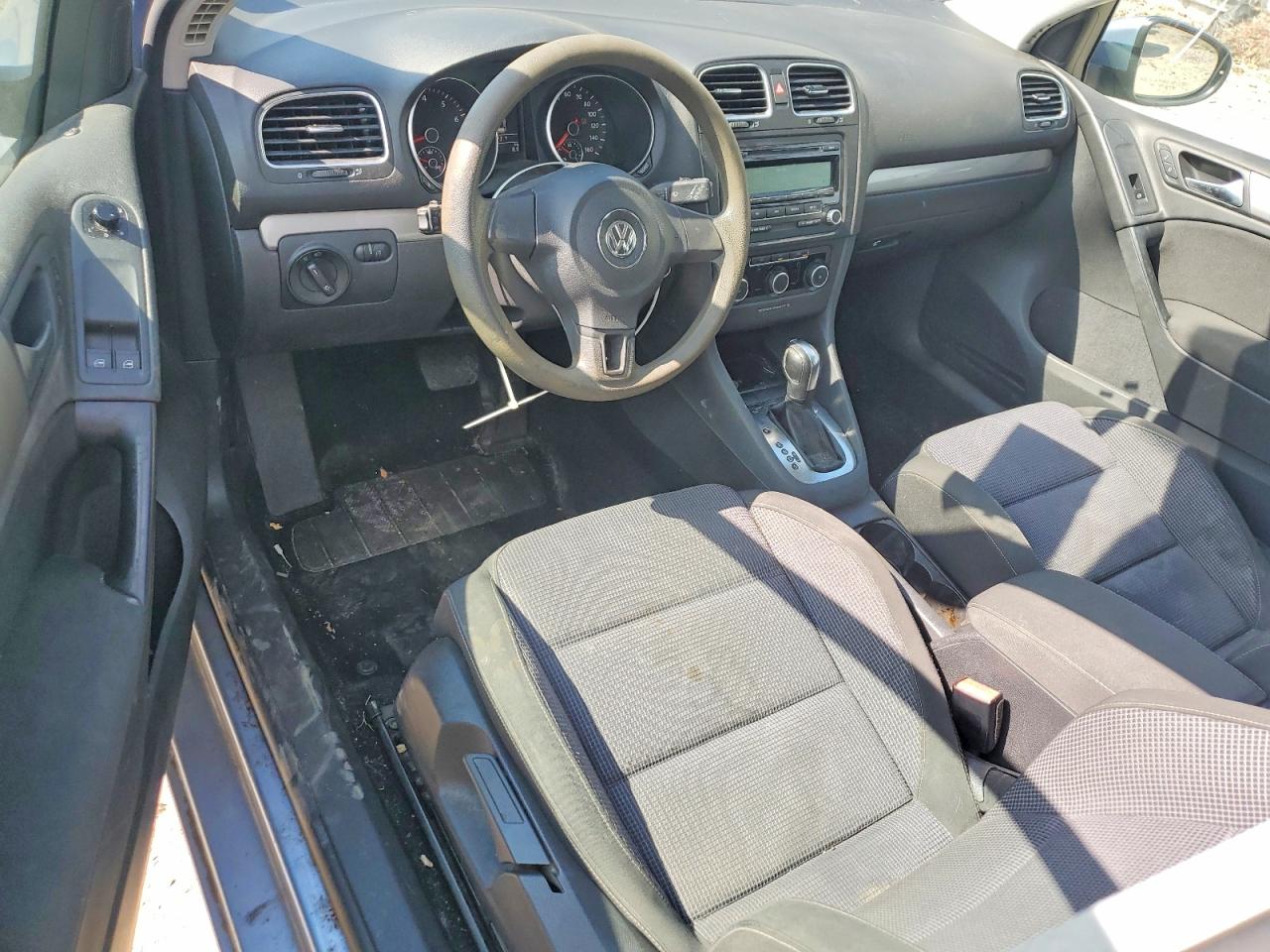 VOLKSWAGEN GOLF 2012 — 9