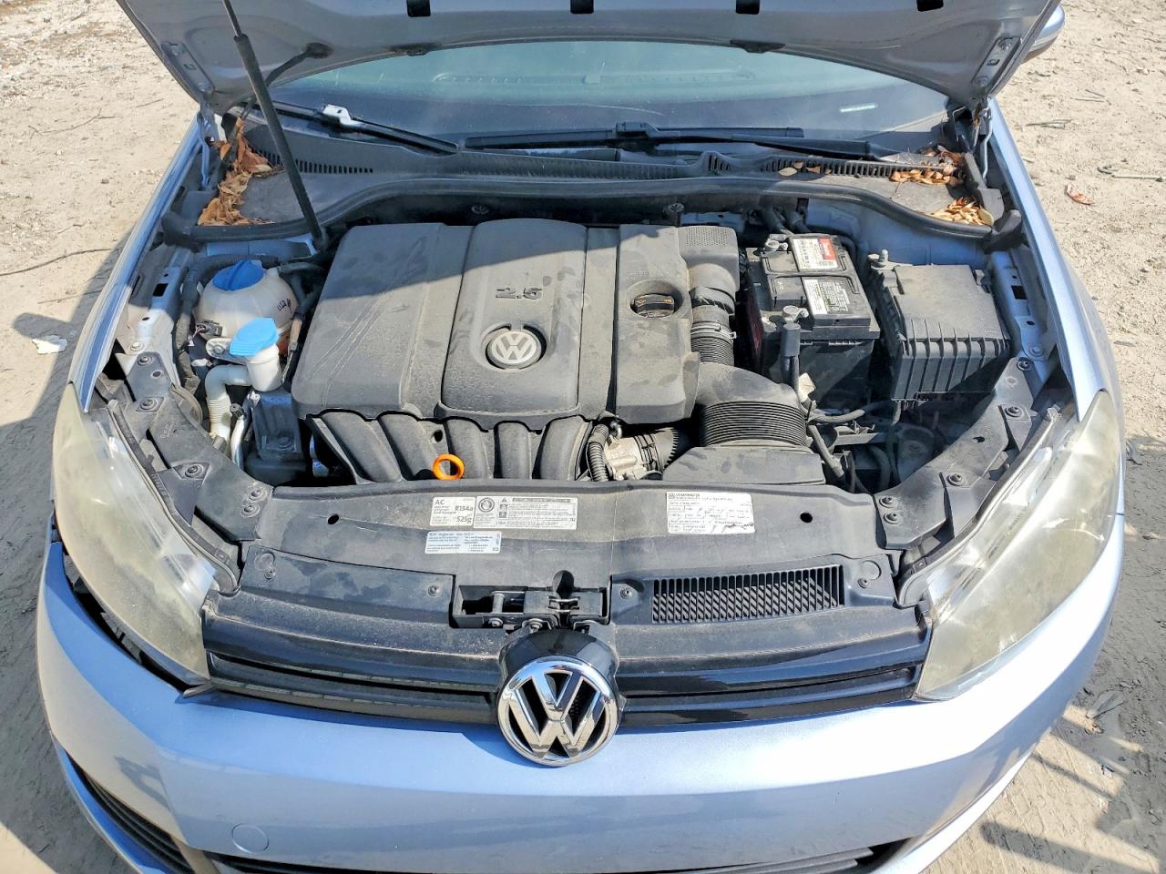 VOLKSWAGEN GOLF 2012 — 12