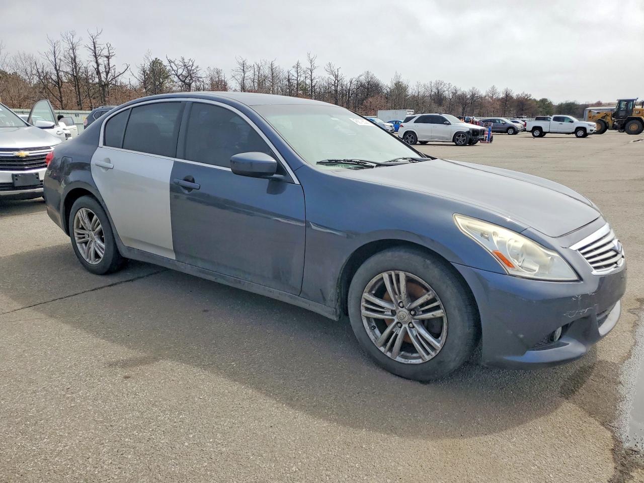 INFINITI G37 2012 — 5