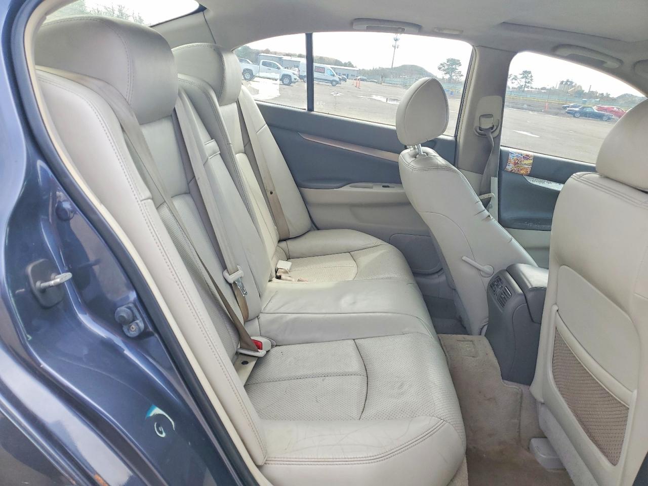 INFINITI G37 2012 — 11