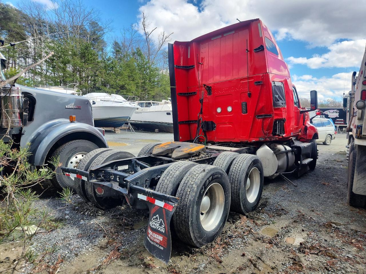 INTERNATIONAL LT625 2022 — 5
