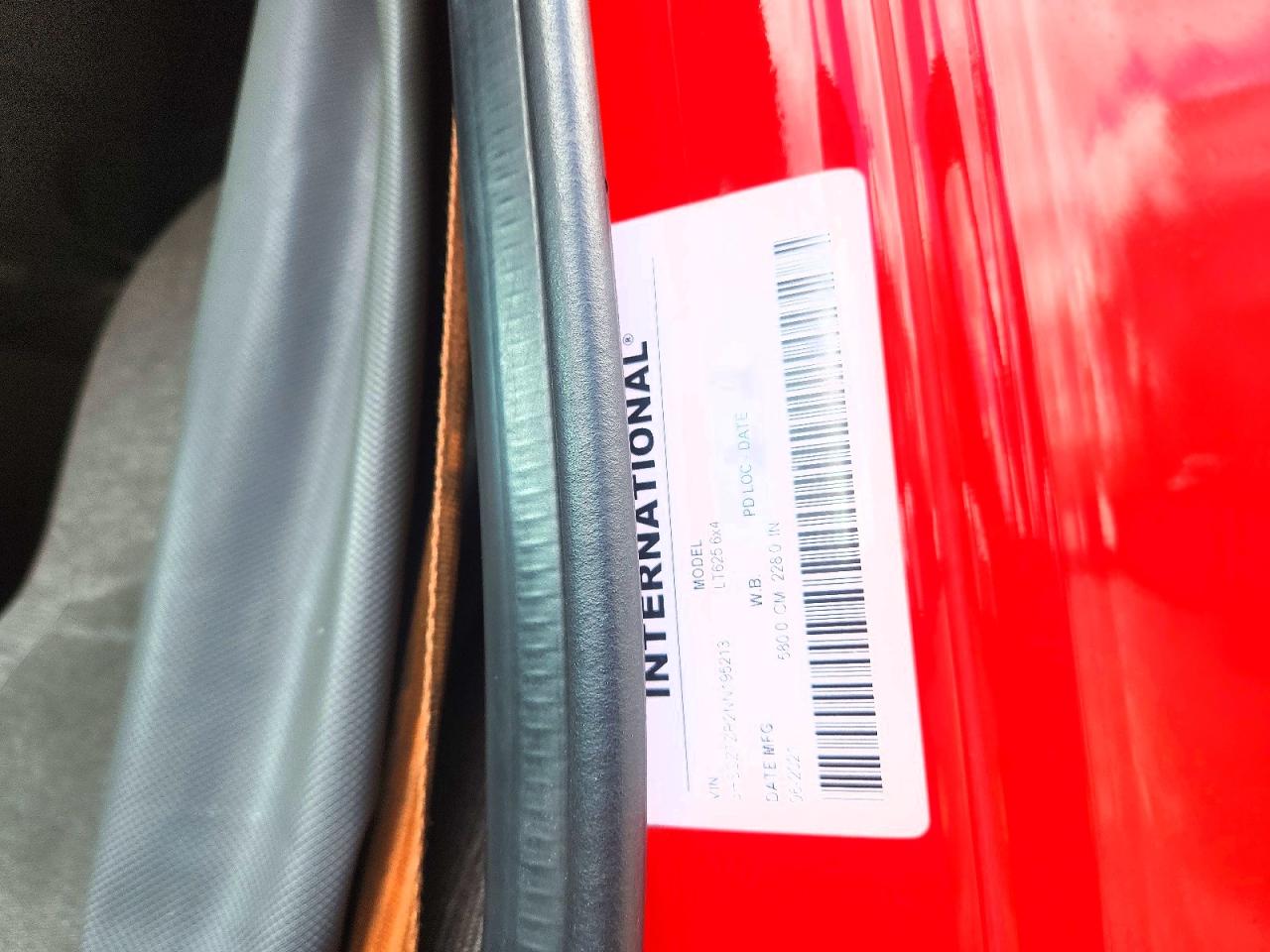 INTERNATIONAL LT625 2022 — 11