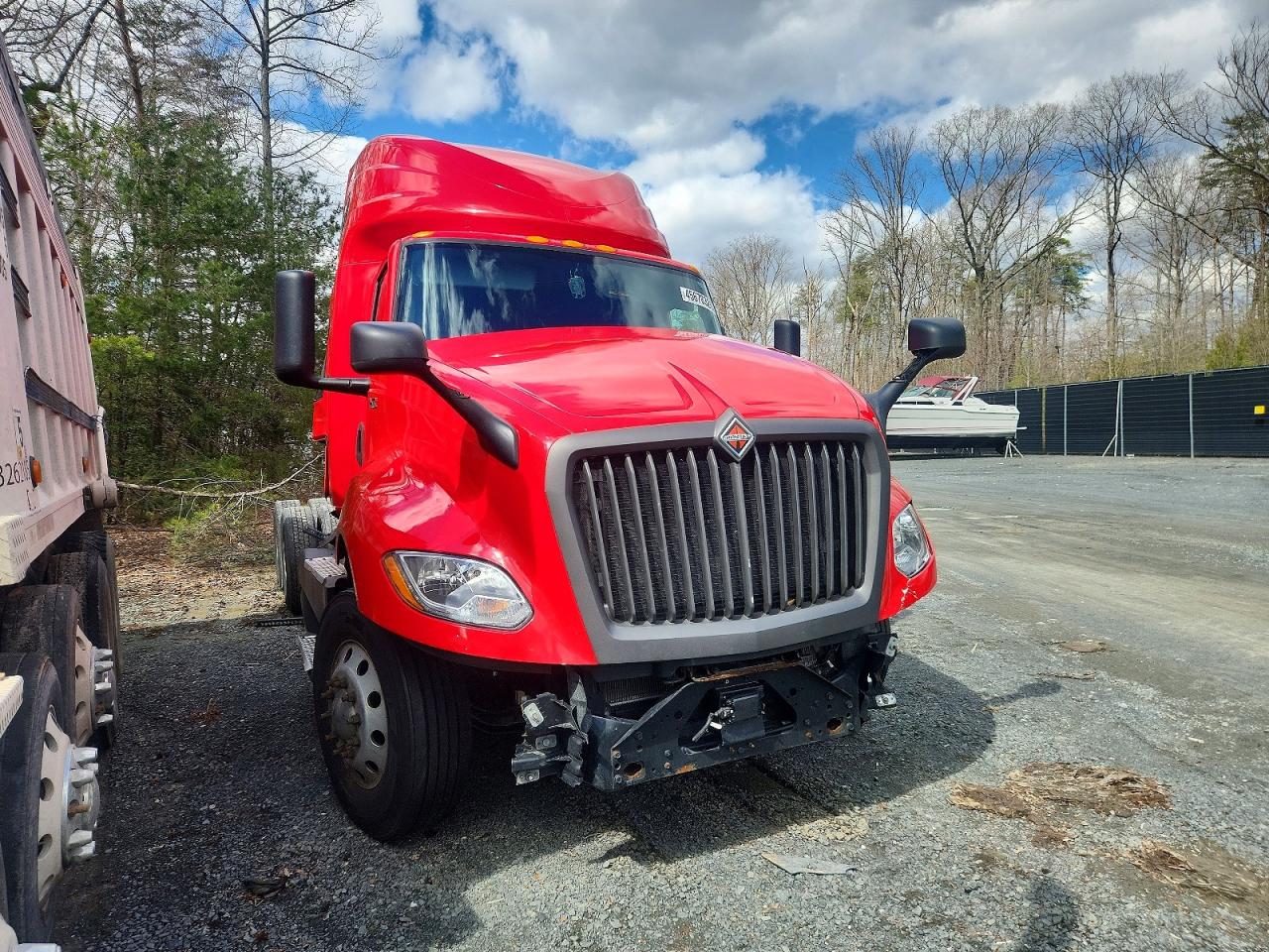 INTERNATIONAL LT625 2022 — 10