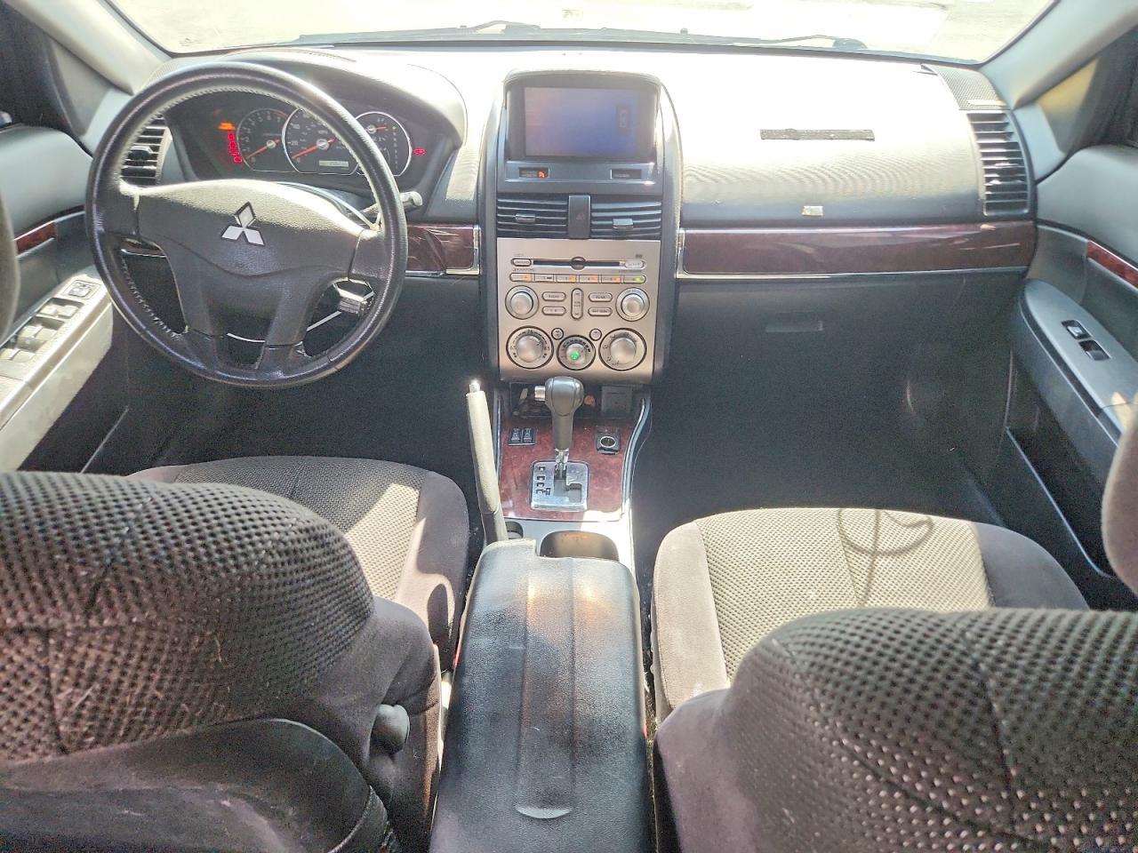 MITSUBISHI GALANT 2012 — 9