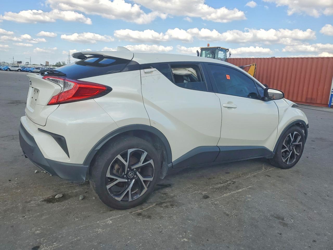 TOYOTA C-HR 2020 — 4
