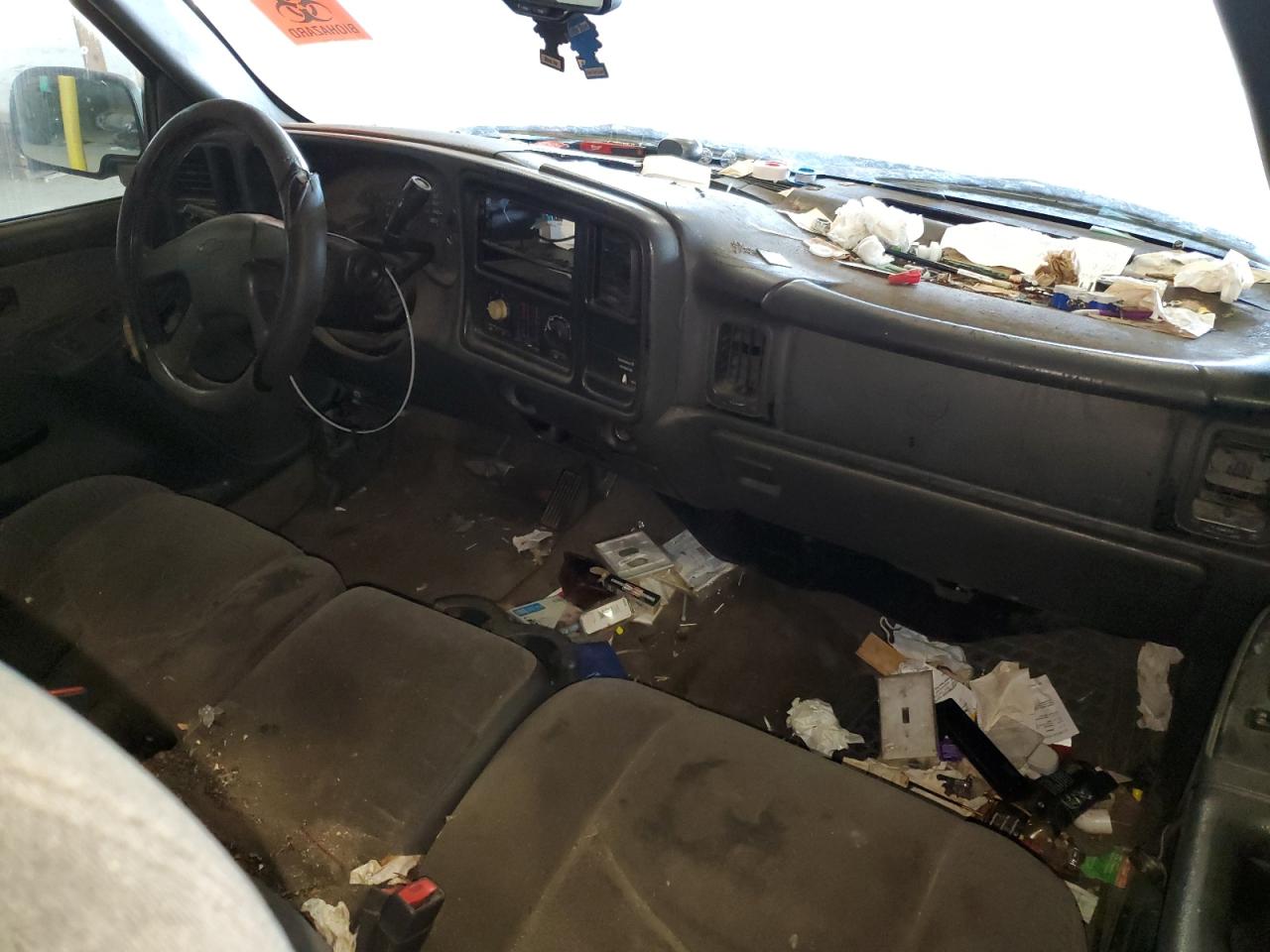 CHEVROLET SILVERADO 2003 — 9
