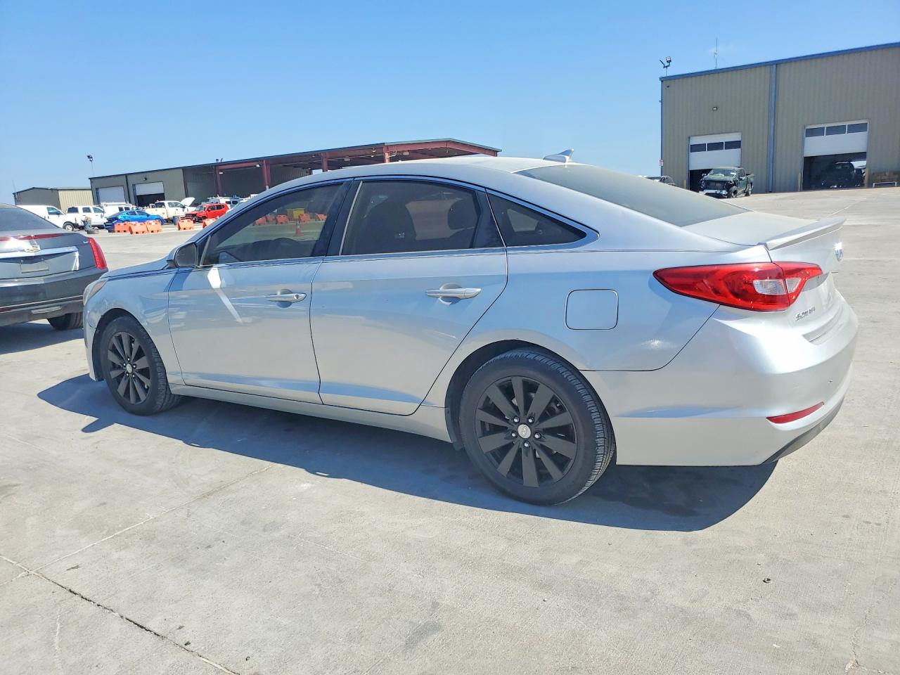 HYUNDAI SONATA 2016 — 3
