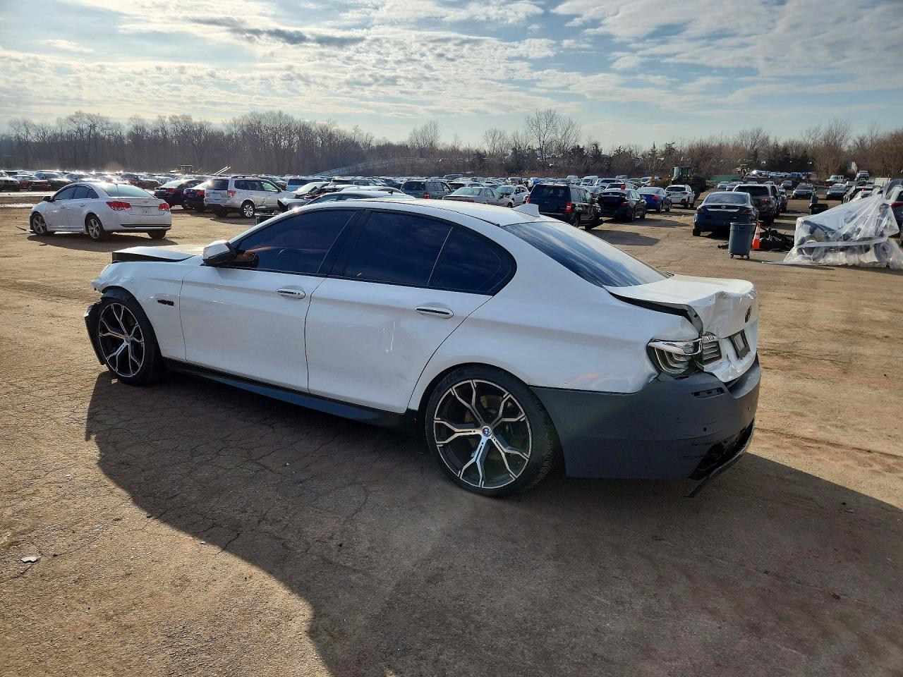 BMW 550 2016 — 3