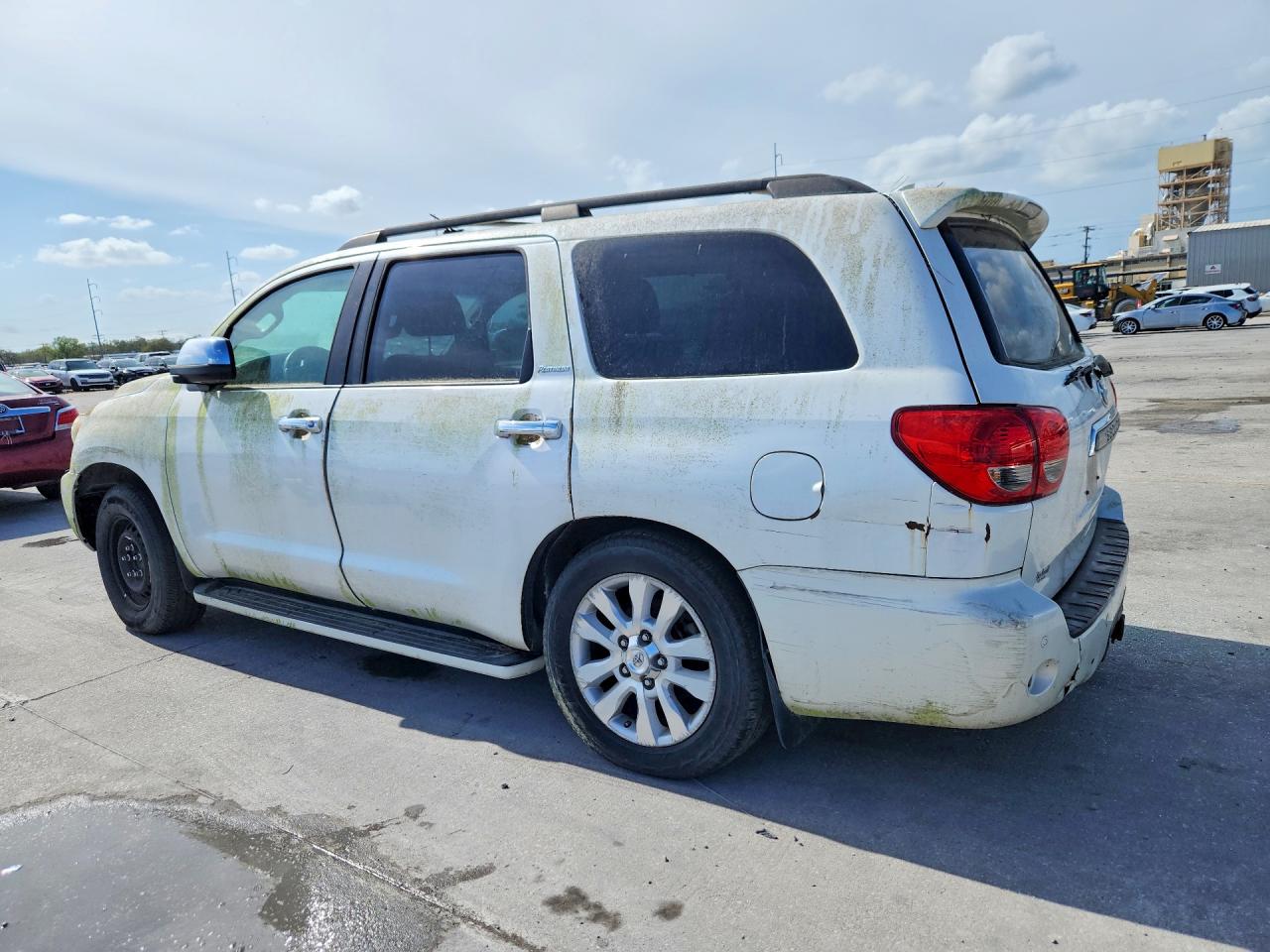 TOYOTA SEQUOIA 2014 — 3