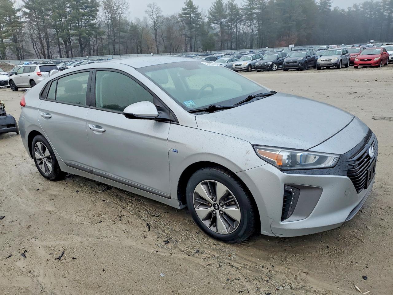 2019 HYUNDAI IONIQ PLUG-IN HYBRID BASE