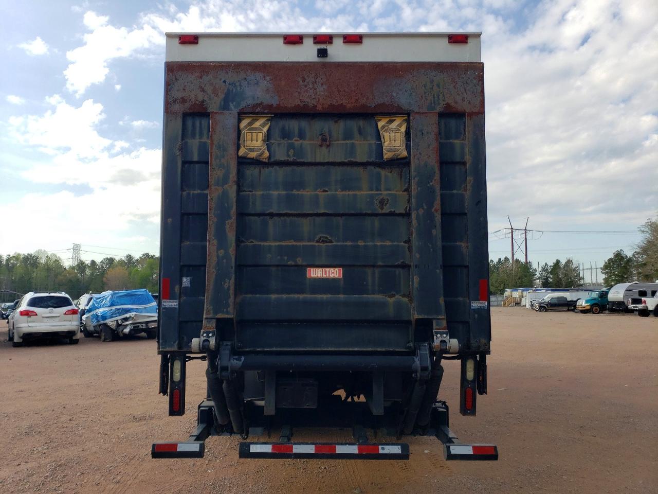HINO 258/268 2015 — 7