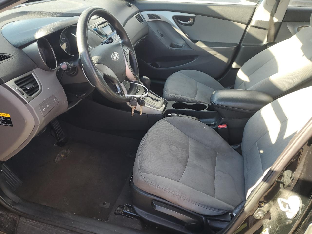 HYUNDAI ELANTRA 2013 — 8