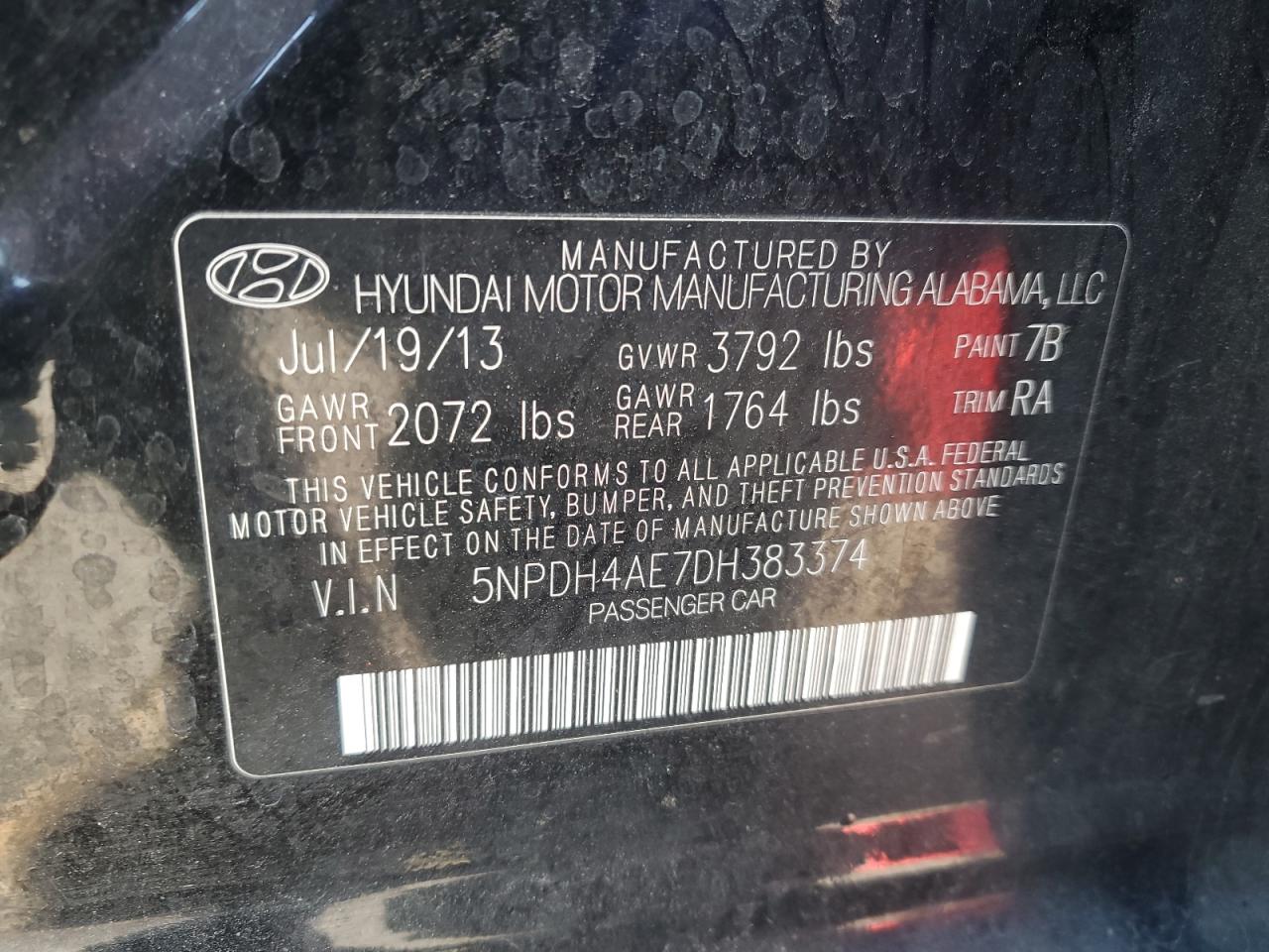 HYUNDAI ELANTRA 2013 — 13