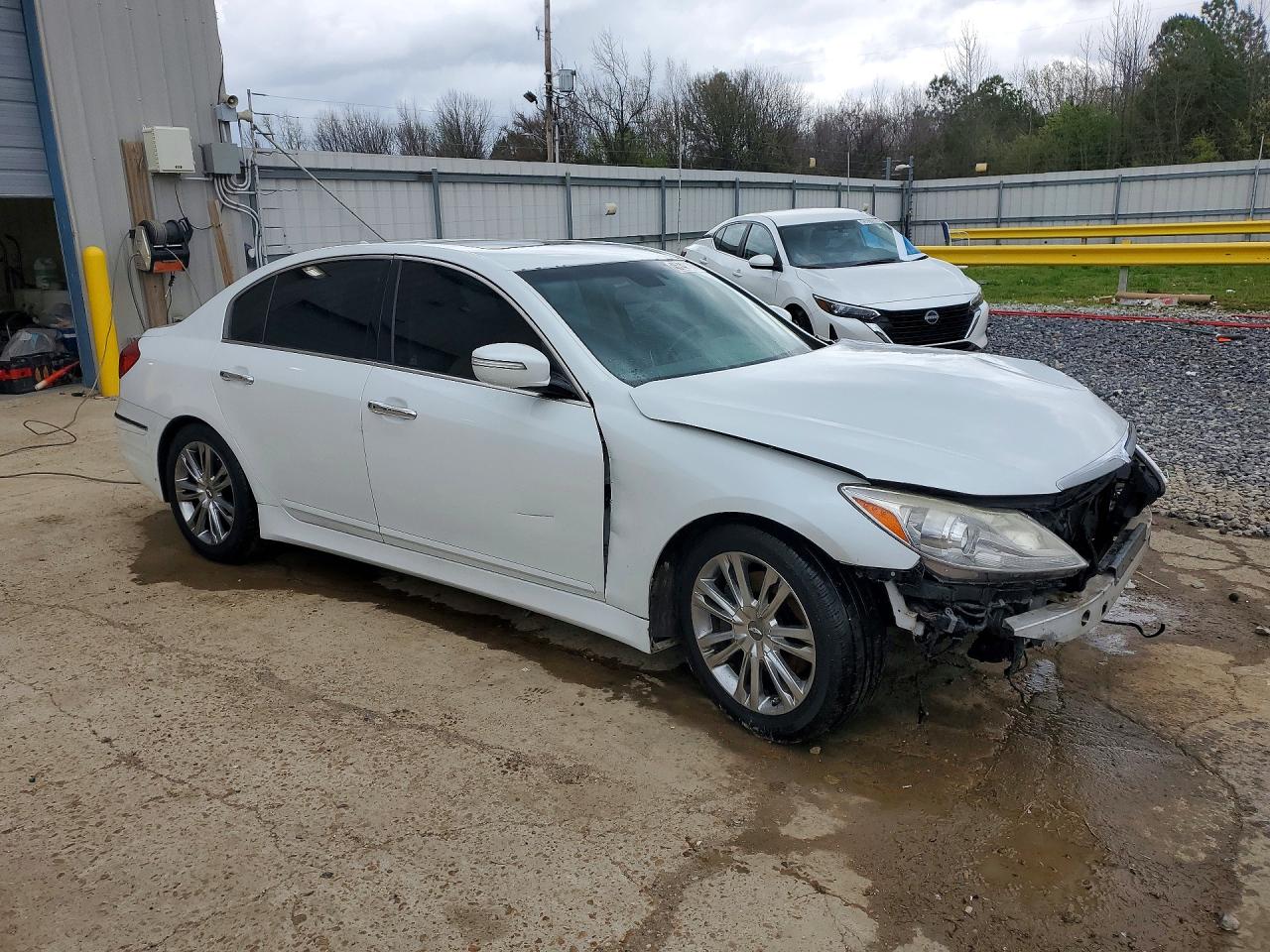 2012 HYUNDAI GENESIS 3.8L V6
