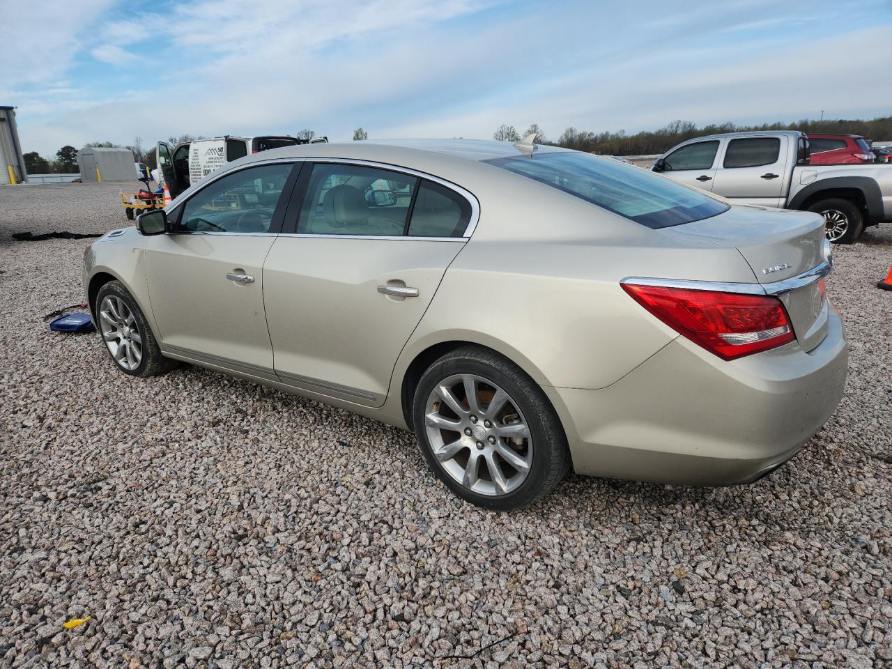 BUICK LACROSSE 2014 — 3