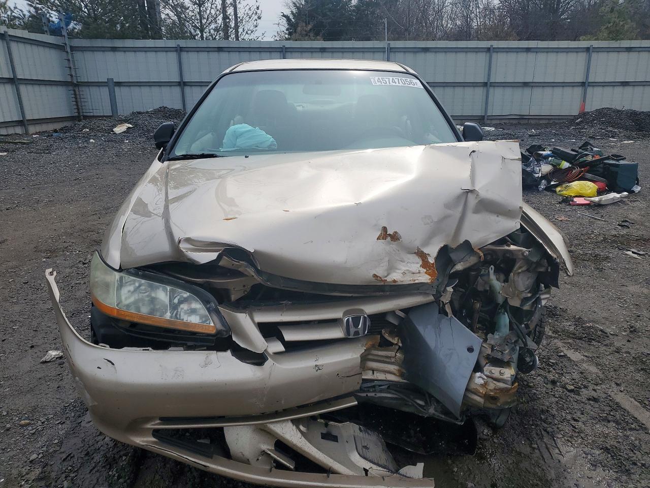HONDA ACCORD 2001 — 6