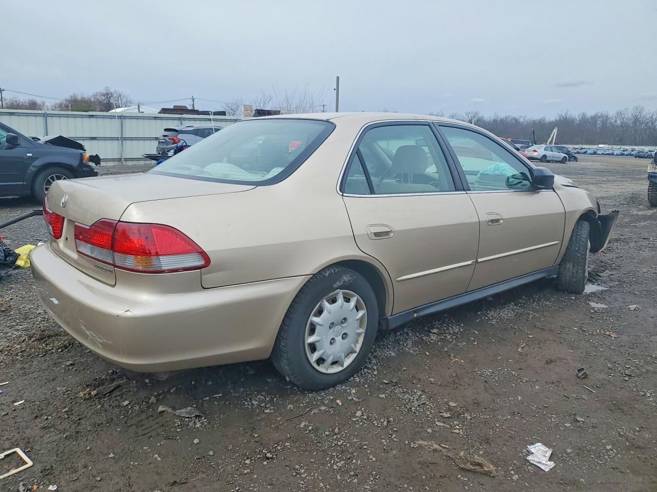 HONDA ACCORD 2001 — 4