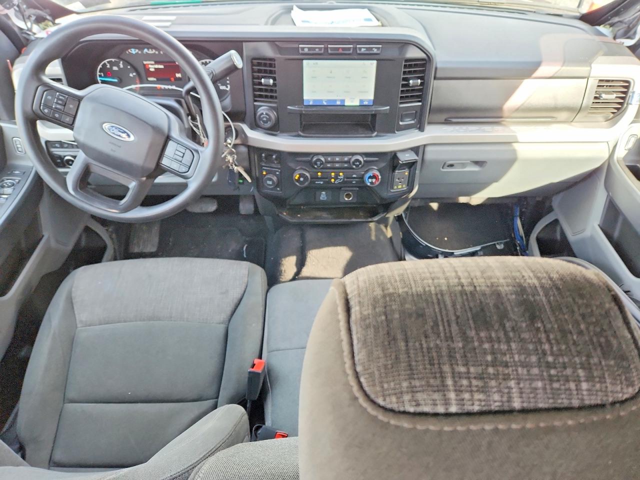 FORD F450 2023 — 9