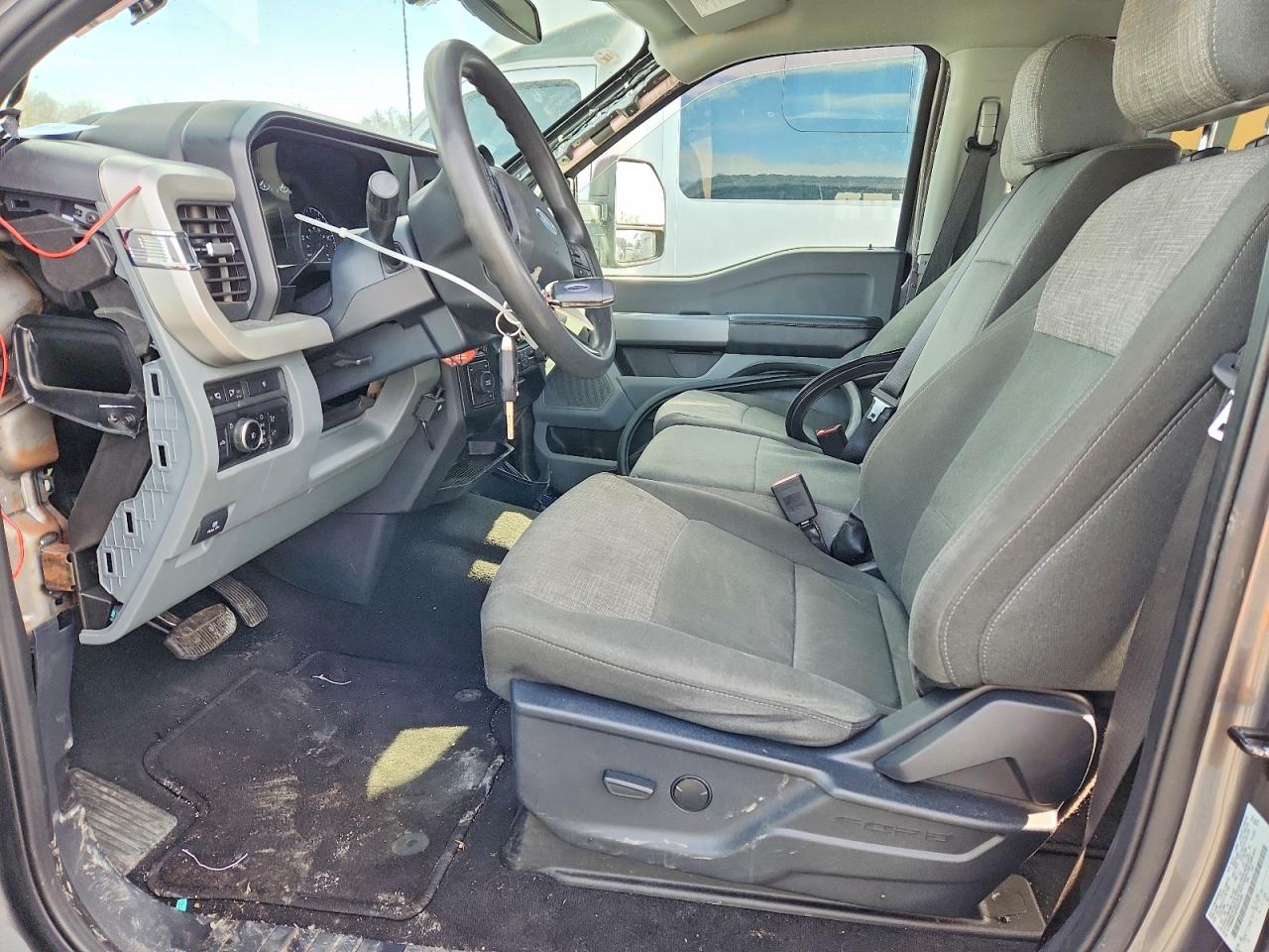 FORD F450 2023 — 8