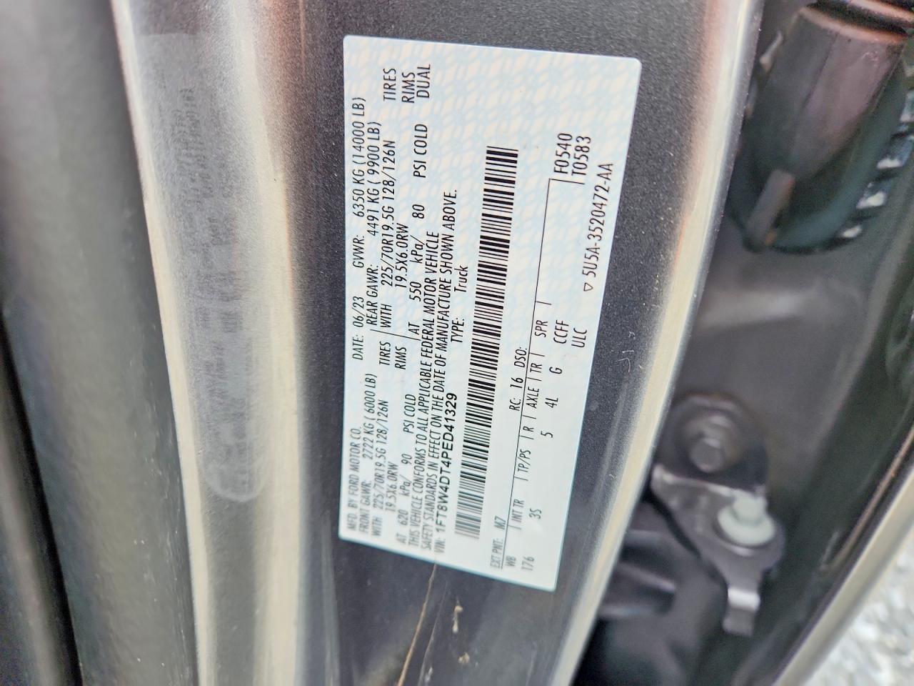 FORD F450 2023 — 14