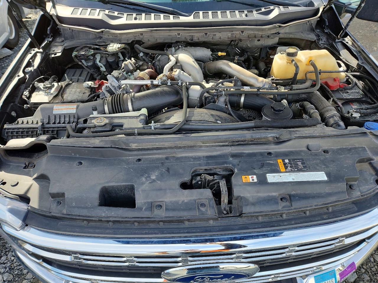 FORD F450 2023 — 13