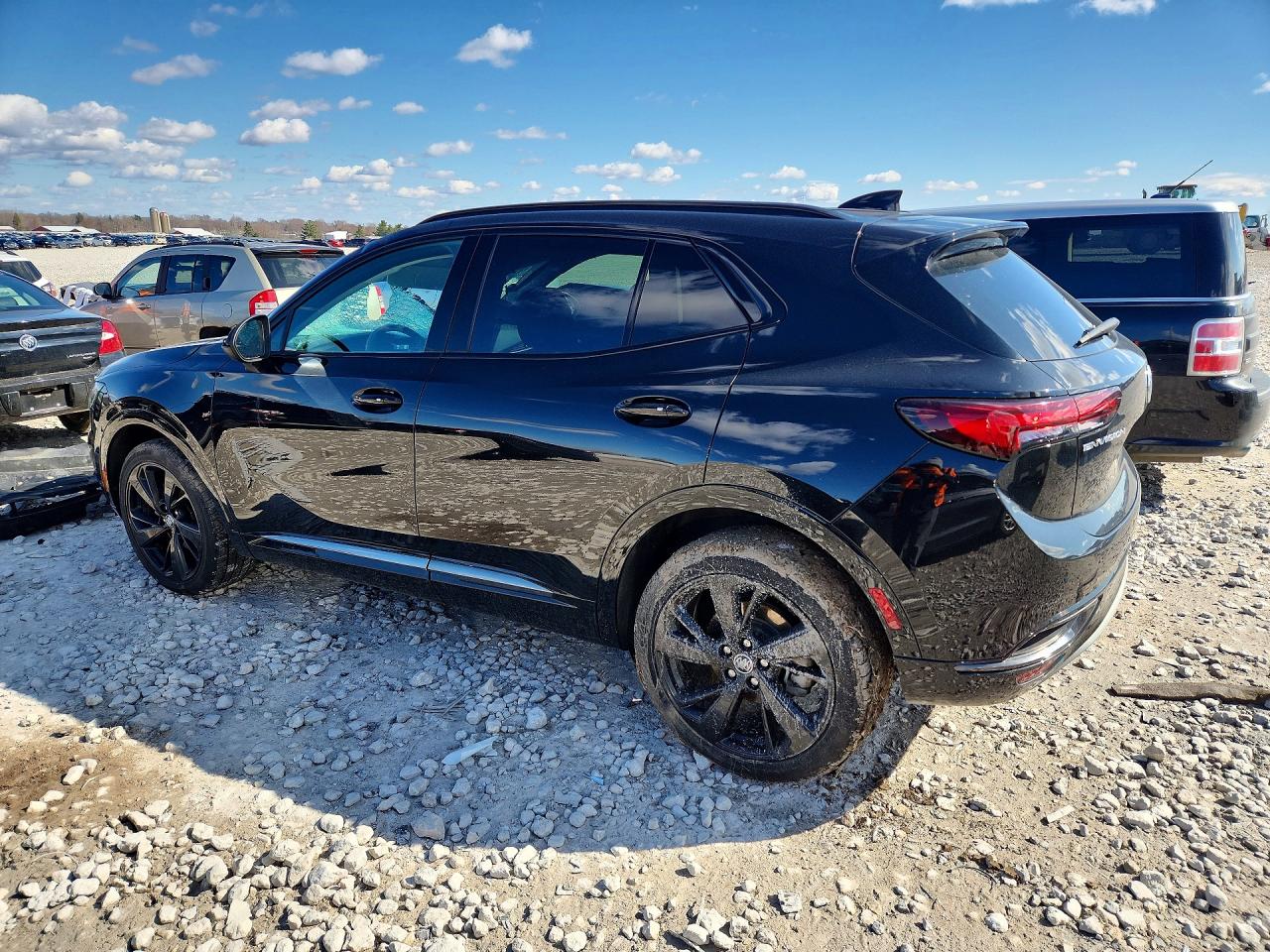 BUICK ENVISION 2022 — 3