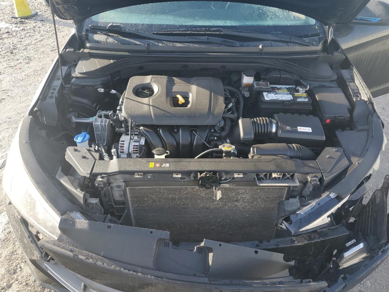 HYUNDAI ELANTRA 2019 — 12