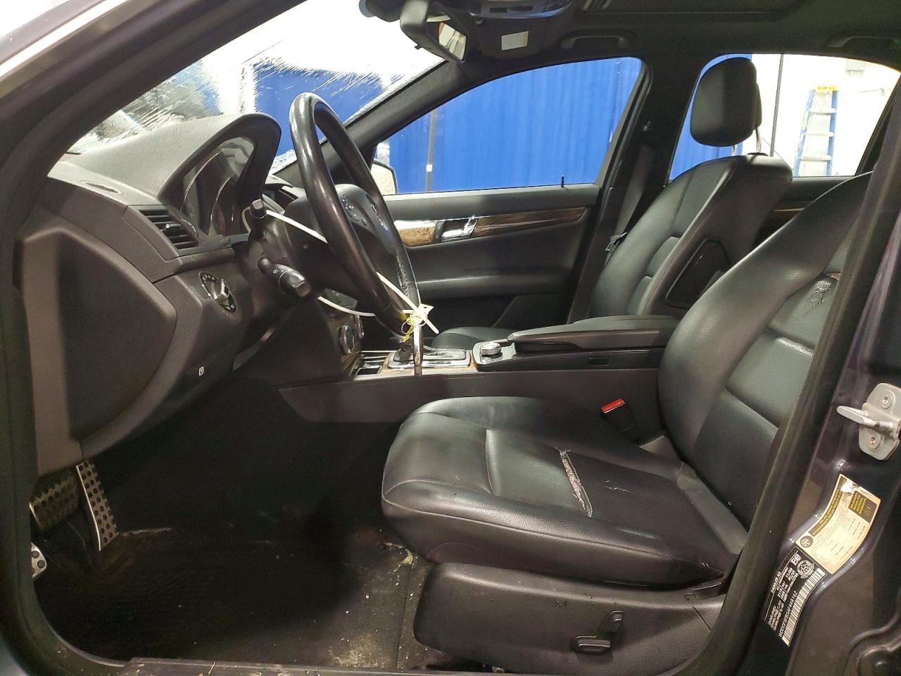 MERCEDES BENZ C 2010 — 8
