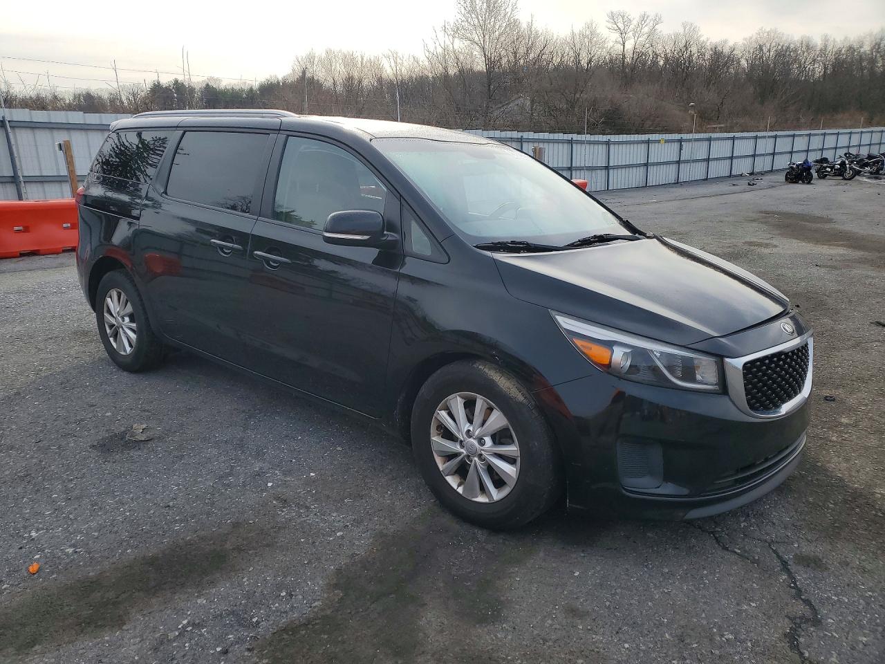 KIA SEDONA 2015 — 5