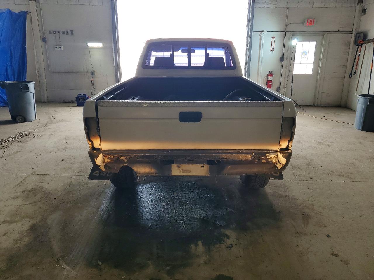 TOYOTA PICKUP 1987 — 7