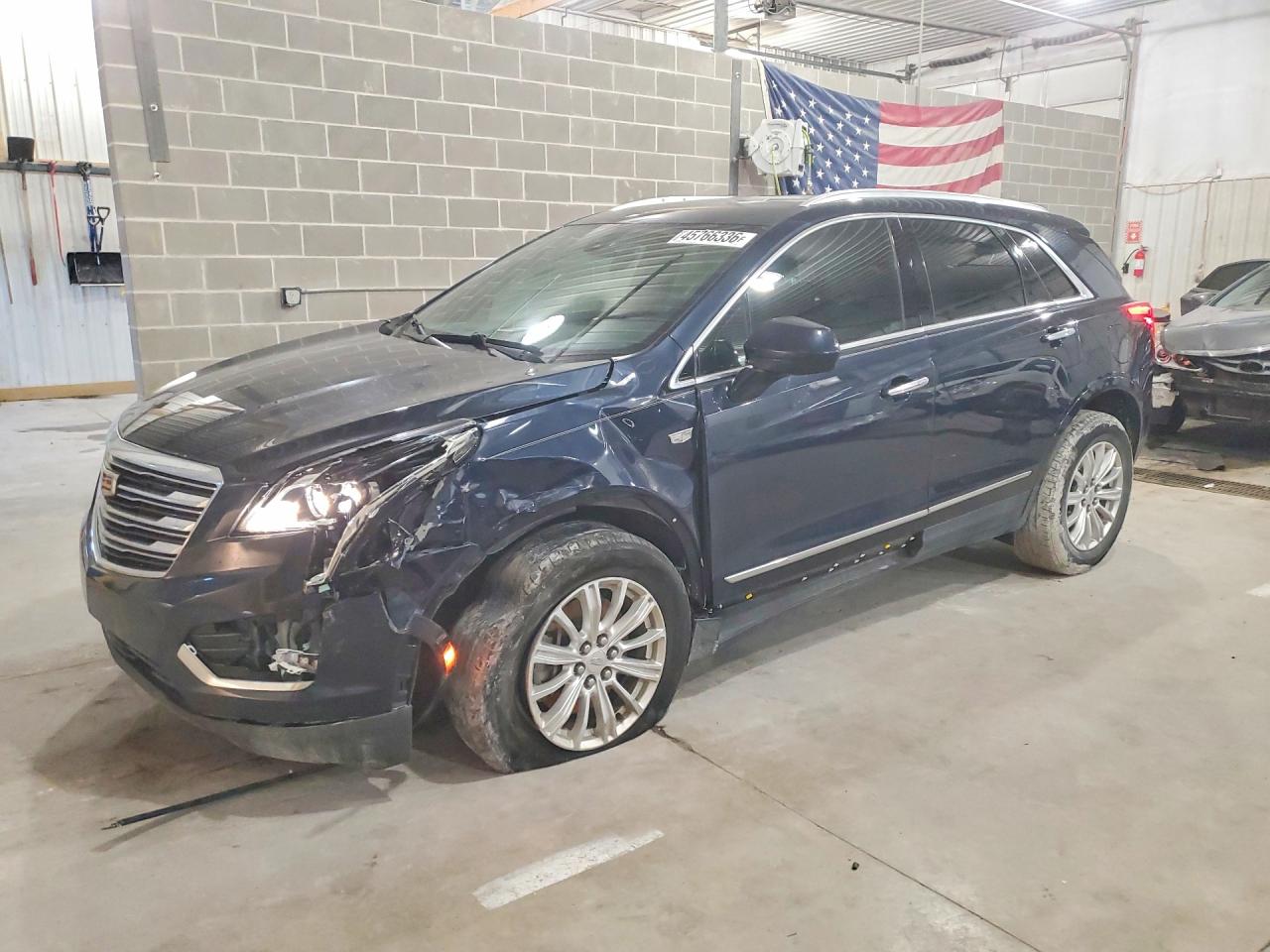 2017 CADILLAC XT5