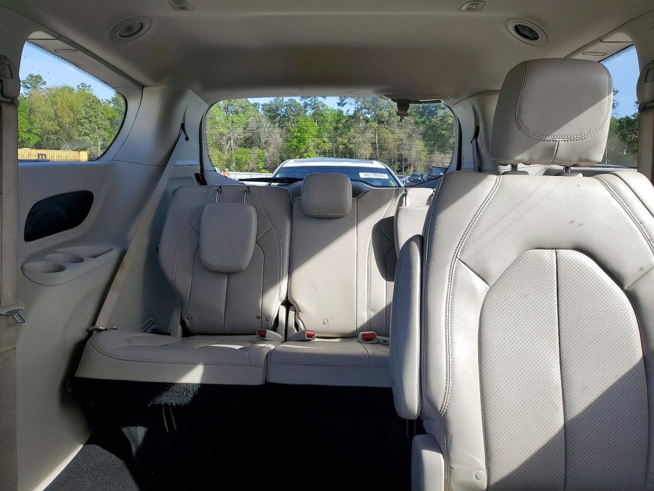 CHRYSLER VOYAGER 2021 — 11