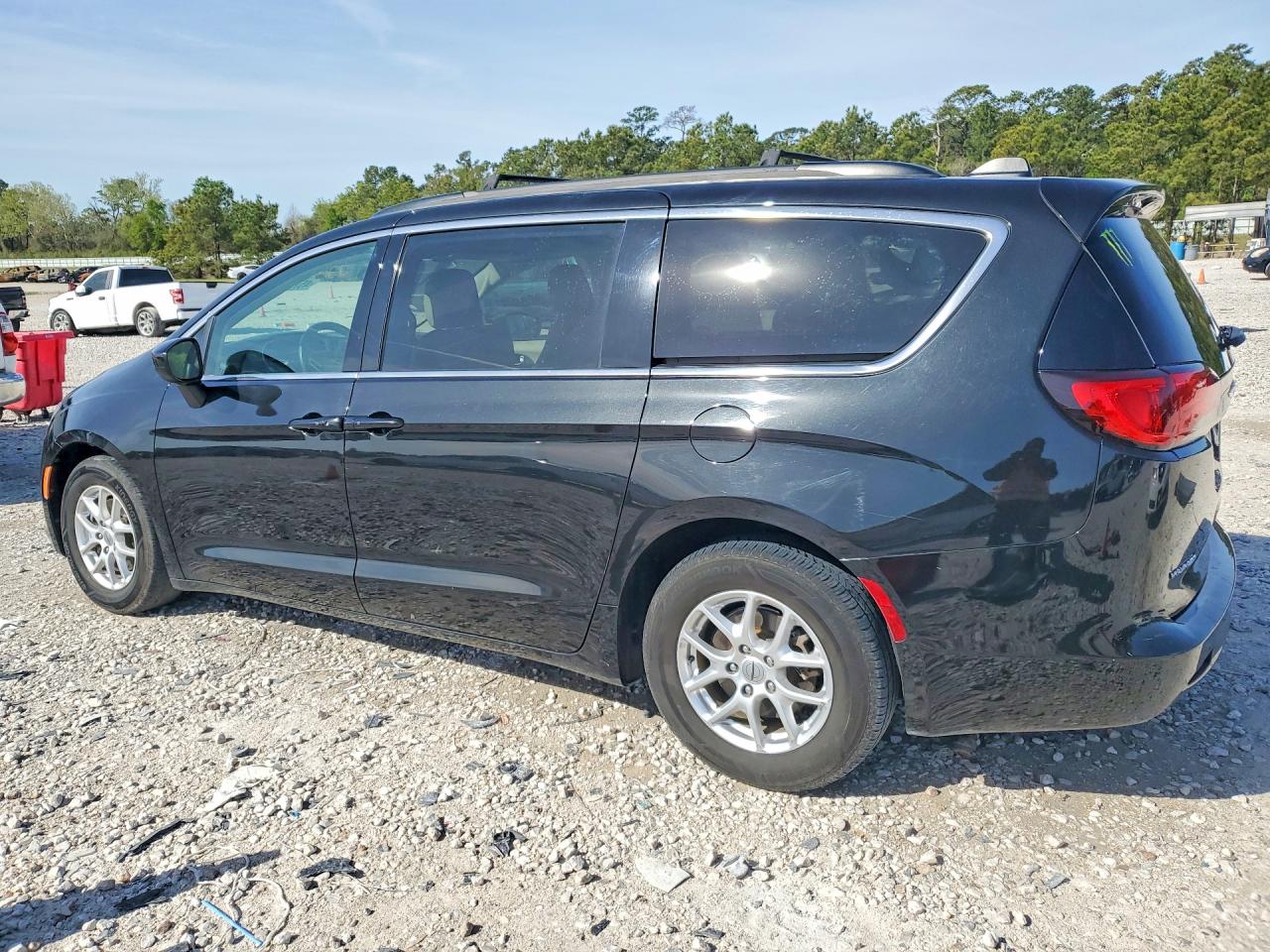 CHRYSLER VOYAGER 2021 — 3